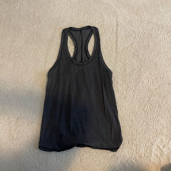 Lululemon Grey with small white stripes tank! Size 4! Perfect condition - Picture 1 of 3